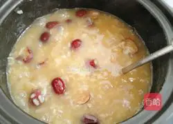 Lychee and red dates Illustration of how to make yam and wolfberry porridge 13