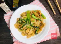 Illustration of how to make fried rice noodles with eggs 10