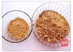 Illustration of how to make walnut and sesame rolls 4