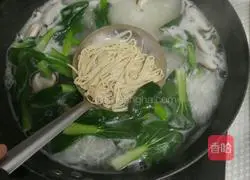 Li's homemade spicy rice noodles Practice illustration 13