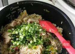 Illustration of how to cook sausage and rice 23