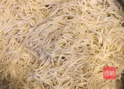 Illustration of how to cook braised pork ribs and noodles in rice cooker 7