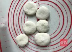 Illustration of how to make three fresh pot stickers 14