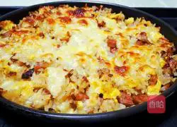 Red Sausage Baked Rice Recipe Illustration 16