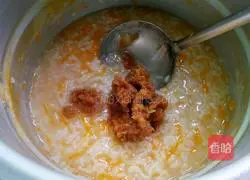 Infant food supplement: red dates and carrot milk powder Illustration of how to make porridge 6