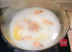 Illustration of how to make shrimp porridge 10