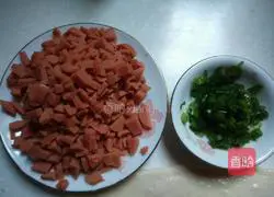 Illustration of how to make ham sausage rolls 2