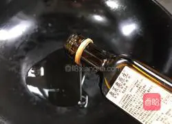 Illustration of how to make fried rice noodles with eggs 4