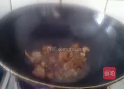 Illustration of how to make lentil braised noodles 7