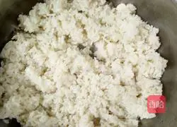 Illustration of how to make simple rice balls 1