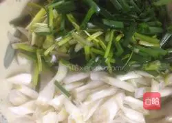 Illustration of how to make braised rice with buckwheat head and potatoes 3