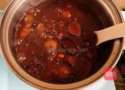 Illustration of how to make blood-tonifying porridge 6