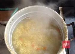 Illustration of how to make mung bean and millet porridge 5