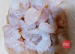 Illustration of how to make shrimp and tofu soup 1