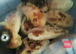 Illustration of how to bake boxes with oil 11