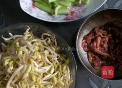 Henan stew Illustration of making noodles 2