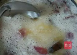 Illustration of how to make preserved clay pot rice 4