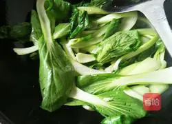 Illustration of how to make fried rice noodles 5 