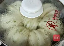Illustration of how to make steamed buns flower rolls 23