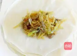 Illustration of how to make potato shredded burritos 22