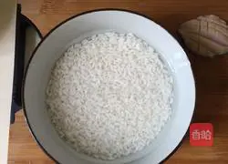 Illustration of how to make abalone and shrimp porridge 3