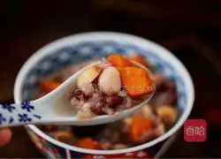 Illustration of how to make nourishing and healthy porridge 16