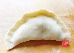 Illustration of how to make celery box 8