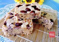 Illustration of how to make cornmeal and red bean cake 10