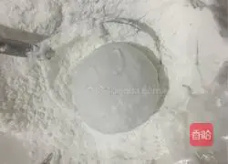 Illustration of how to make black sesame and peanut Lantern Festival 15