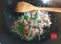 Illustration of how to make cherry tomatoes and bacon pasta 9