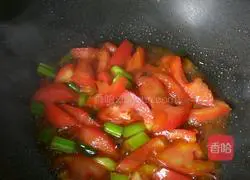 Illustration of how to make braised beans and noodles 3