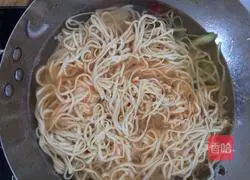 celery egg Illustration of braised noodles 6