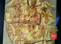 Illustration of how to make breakfast smile burger 8