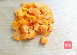 Illustration of how to make meat floss triangle rice balls 2