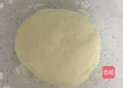 Illustration of how to make ham rolls with green onion 1