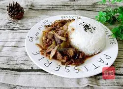 Illustration of how to make beef rice bowl 9