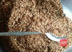 Illustration of how to make brown sugar pot helmet 9