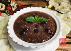 Illustration of how to make mulberry seed and millet porridge 8