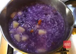 Recipe for Tremella, Purple Sweet Potato and Apple Porridge 7