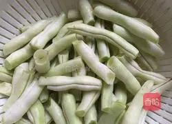 Secret Pork Ribs Braised Noodles Recipe Illustration 2