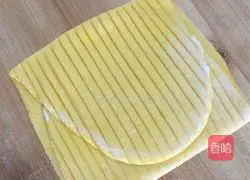 How to make carrot and conch rolls Illustration 16