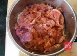 Illustration of how to make sweet-scented osmanthus fish casserole porridge 1