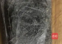 Illustration of how to make black sesame and peanut Lantern Festival 11