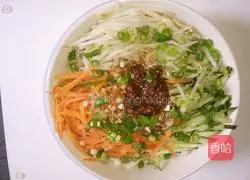 Illustration of Homemade Cold Noodles 4