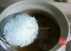 Illustration of how to make millet and red date porridge 7