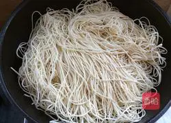 Illustration of braised noodles 12