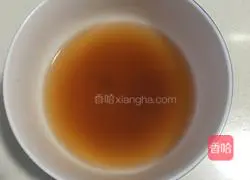 Illustration of how to make hawthorn and sorghum rice porridge 8