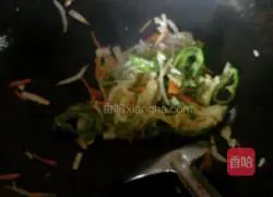 Illustration of how to make fried rice noodles 4