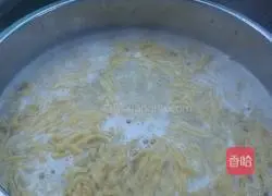 Illustration of how to make pumpkin cold noodles 10