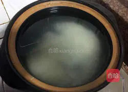 Illustration of how to make pork liver porridge 4